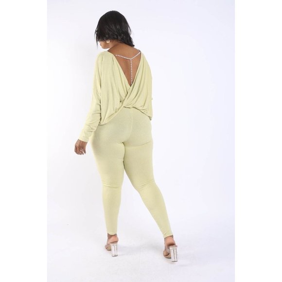 Women's Plus Size Long Sleeves Open Back Strap Point Top And Matching Pants Set - Picture 4 of 5